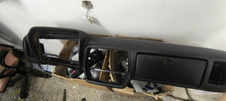 داشبورد وانت پیکان